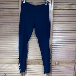 Bally Total Fitness Black Lattice Hem Mesh Panel Leggings Size Medium